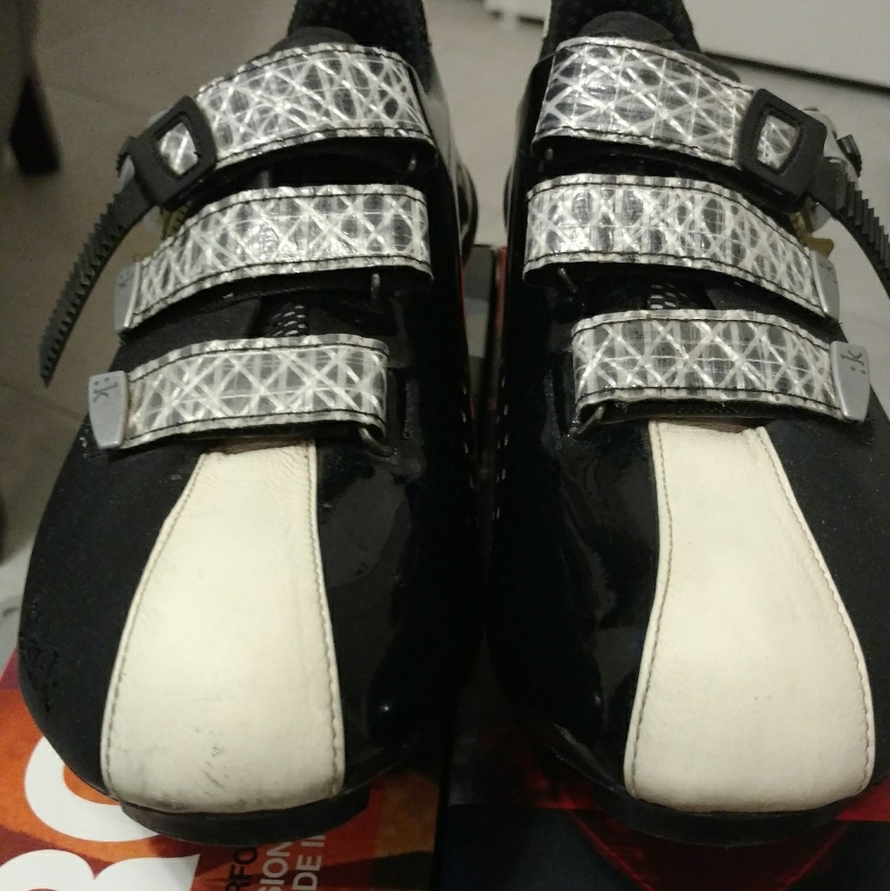 fi'zi:k women's cycling shoes, w/ Look clips